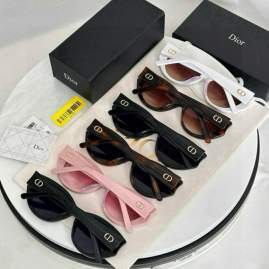 Picture of Dior Sunglasses _SKUfw77619911fw